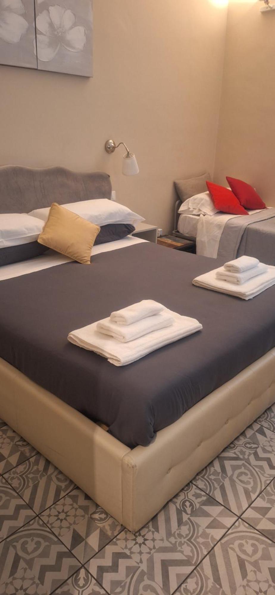 Tohouse Rooms Turin Room photo